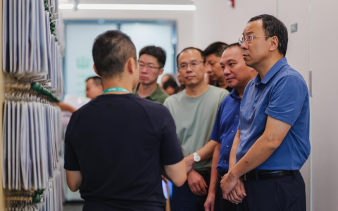 江西泰和县委书记孙英剑到访远方好物共谋乌鸡产业发展