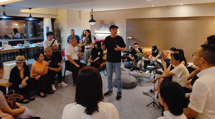 天猫商家转型记：放弃百万库存，我在远方好物赚3倍利润