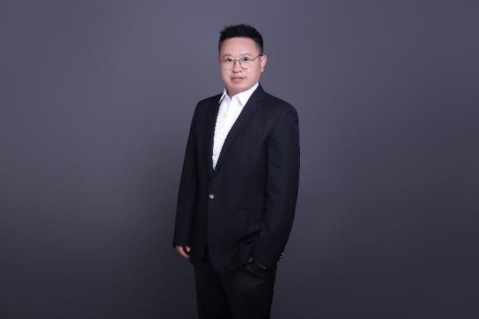 6岁大厂女将芮希的创业重启路：八年沉寂后奔赴远方好物事业"